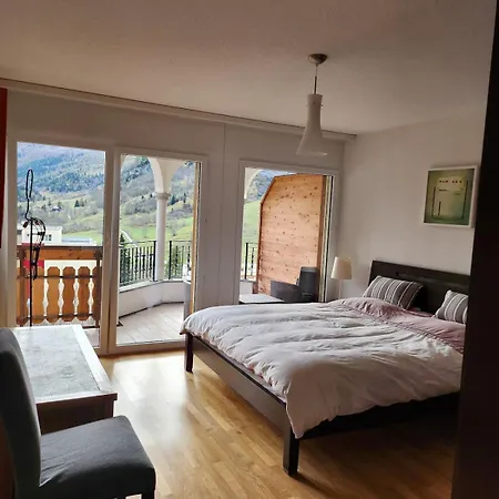 Au Coeur Du Village *